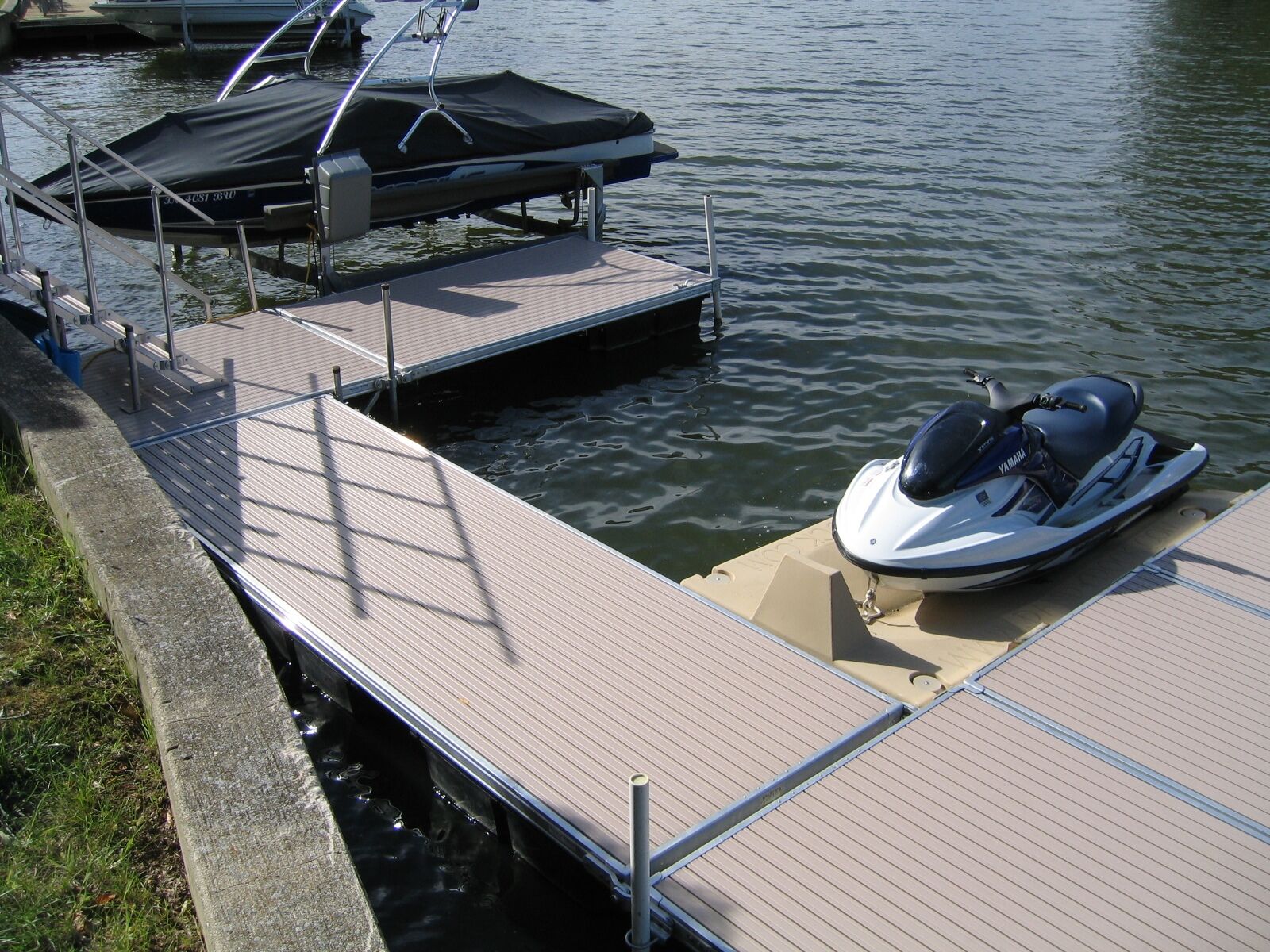 Light Weight Floating Docks - Metal Craft Docks